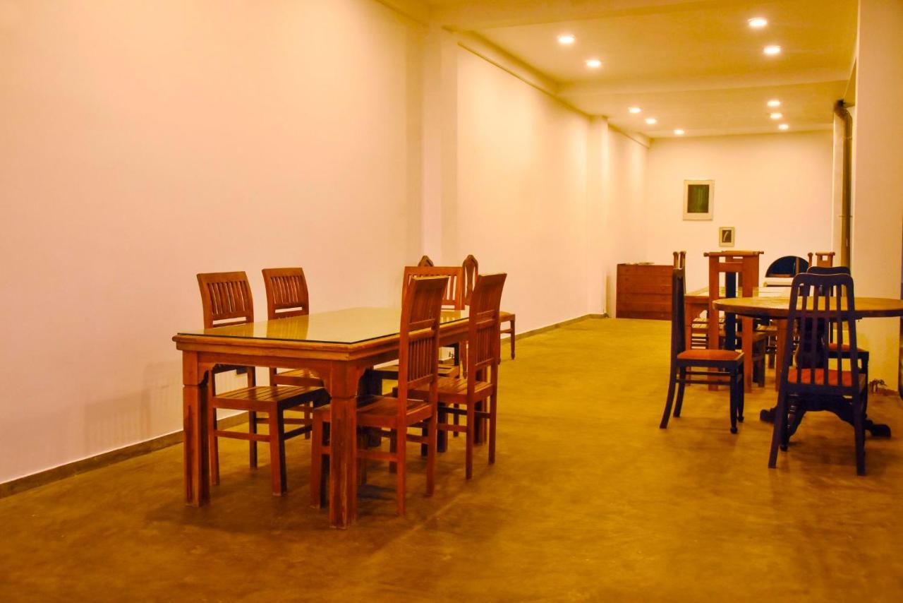Kavin Beach Hotel Hikkaduwa Luaran gambar