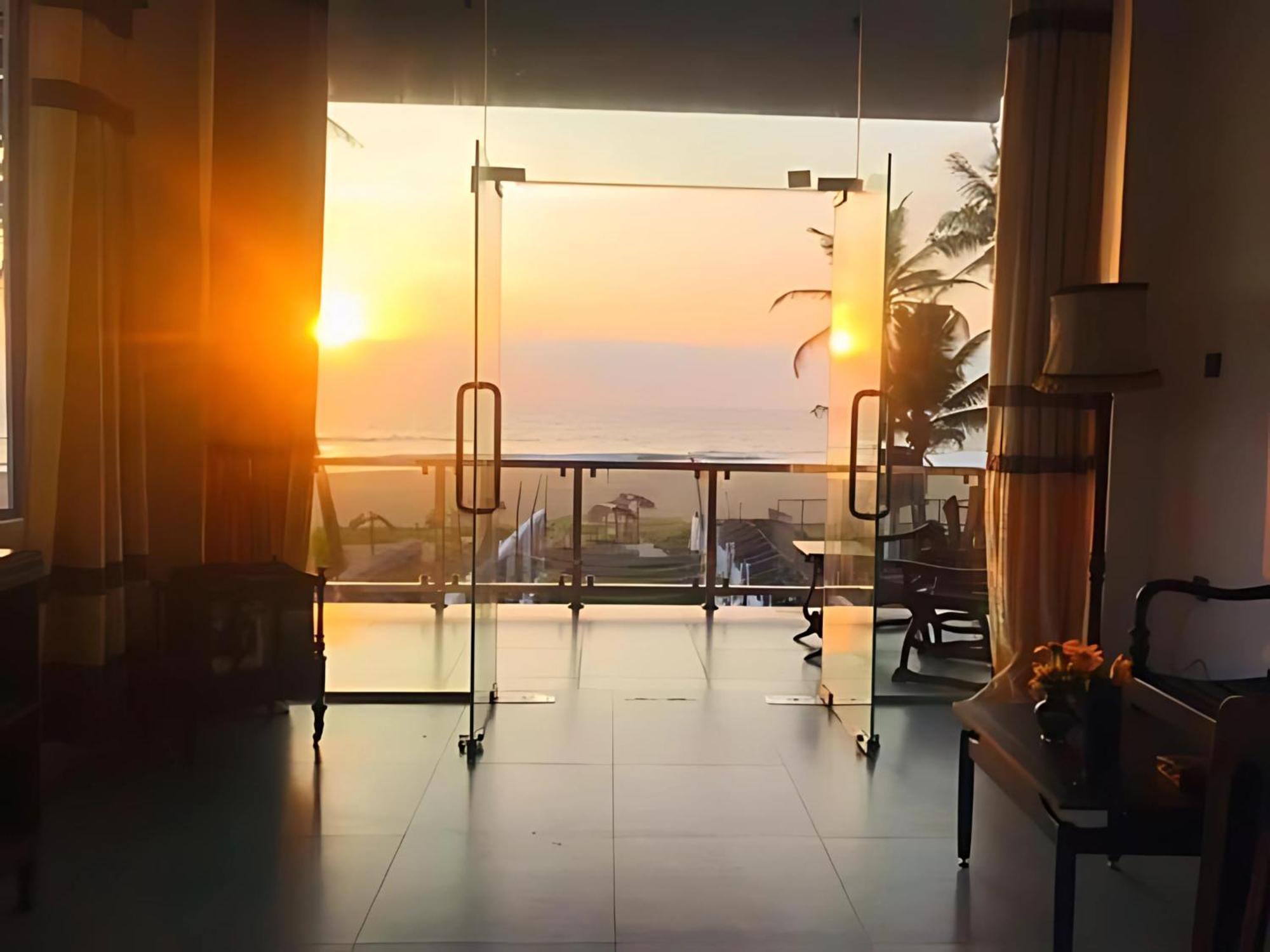 Kavin Beach Hotel Hikkaduwa Luaran gambar
